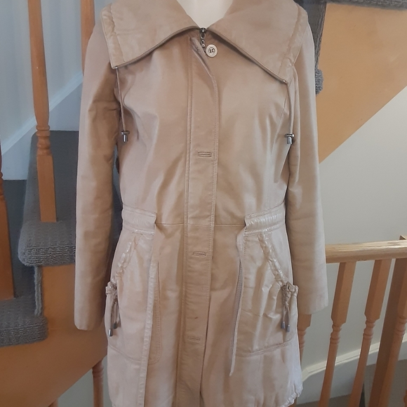 DANIER leather Camel Colour Coat- Women's Size Small - Picture 2 of 13